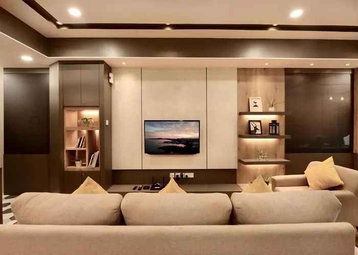Designer Suite Apartment Seaview 10Pax Families Suite