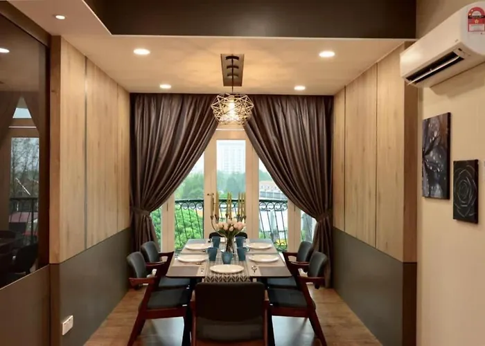 Designer Suite Apartment Seaview 10Pax Families Suite