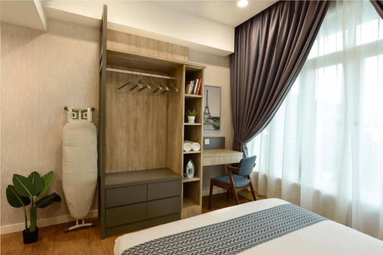Designer Seaview 10pax Families Kuah
