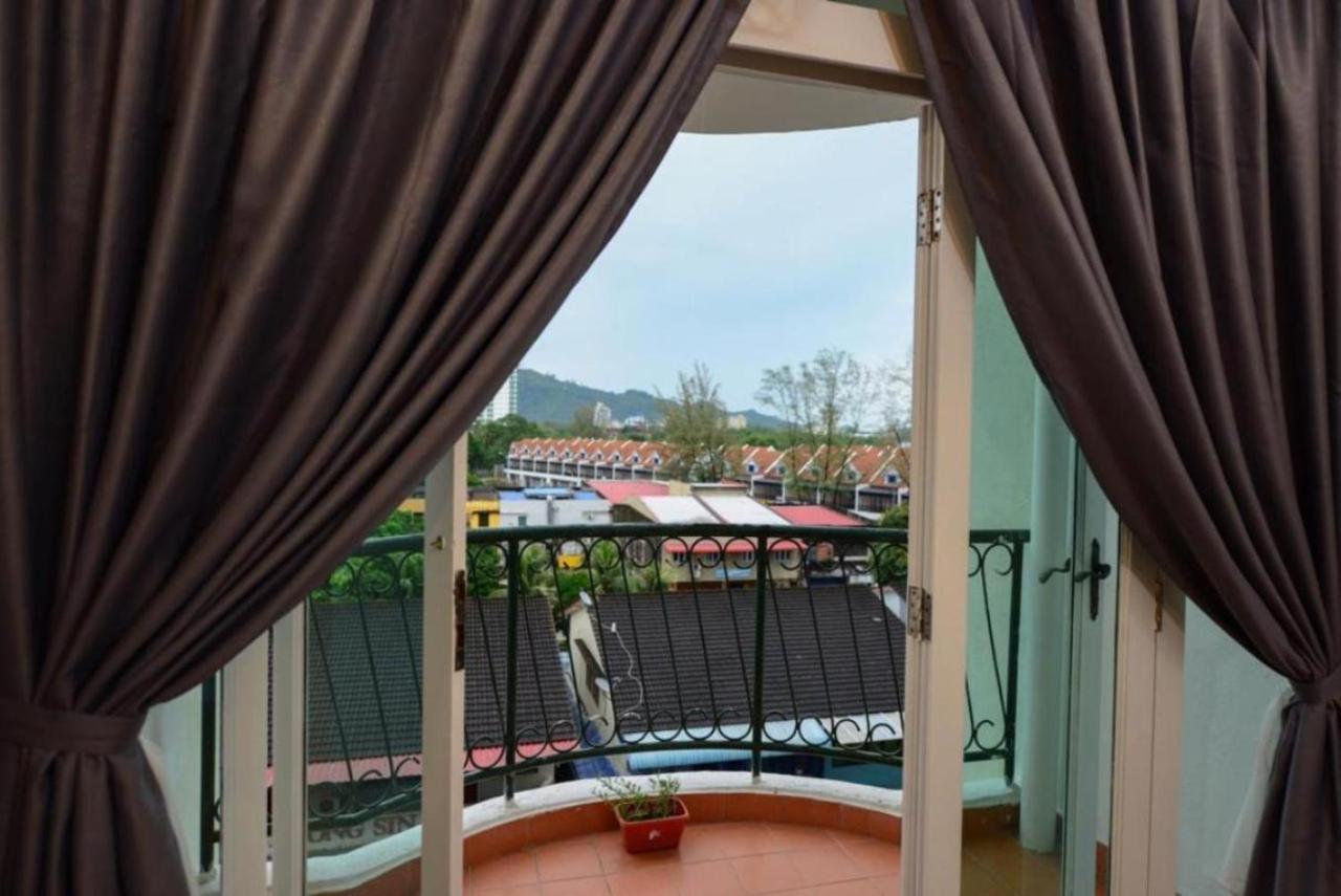 Designer Seaview 10pax Families Kuah