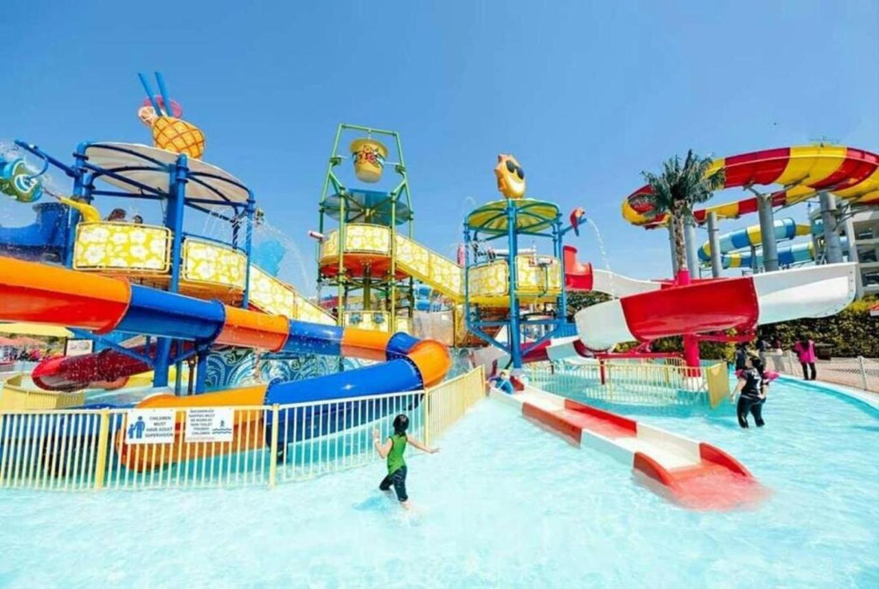 Apartment Designer Seaview 10pax Families Kuah