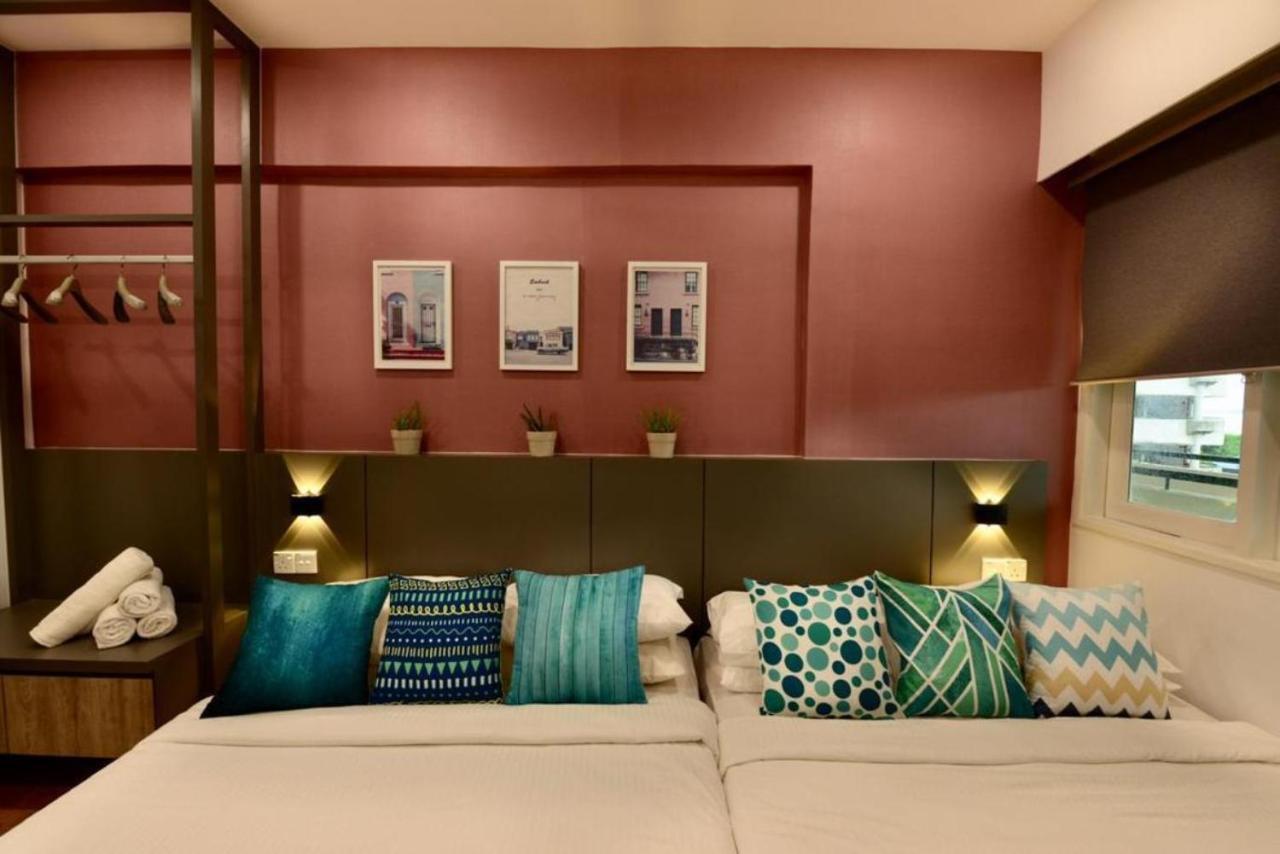 Designer Seaview 10pax Families *